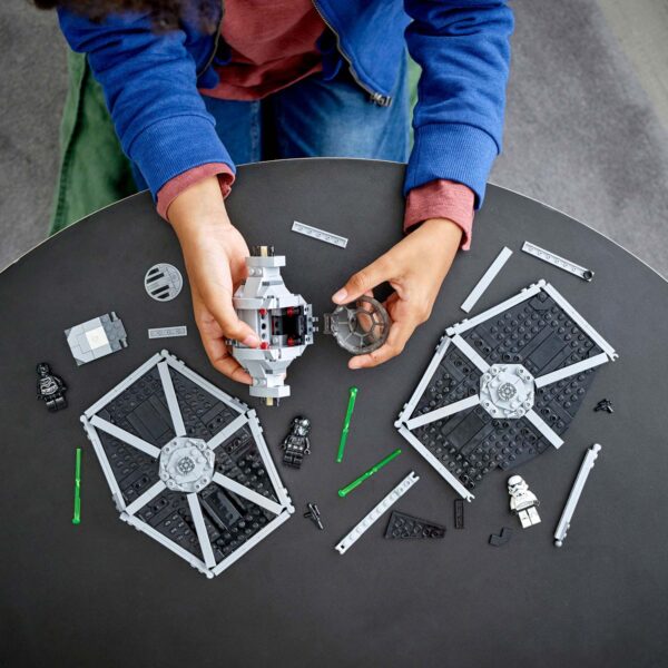 LEGO Star Wars 75300 Imperial TIE Fighter - Afbeelding 3