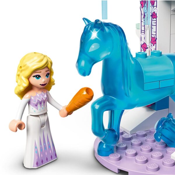 LEGO Disney Princess 43209 Elsa en de Nokk Ijsstal - Afbeelding 2