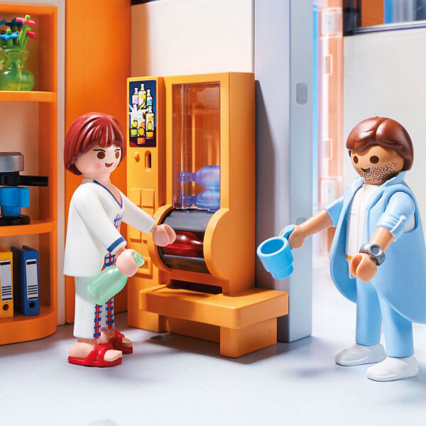 Playmobil City Life  Groot Ziekenhuis met Inrichting - 70190 - Afbeelding 2