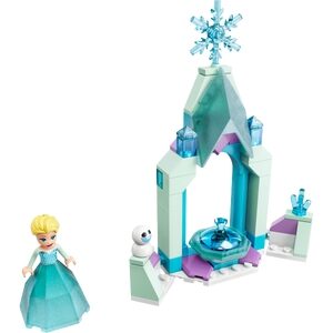 Binnenplaats van Elsa's kasteel (43199)